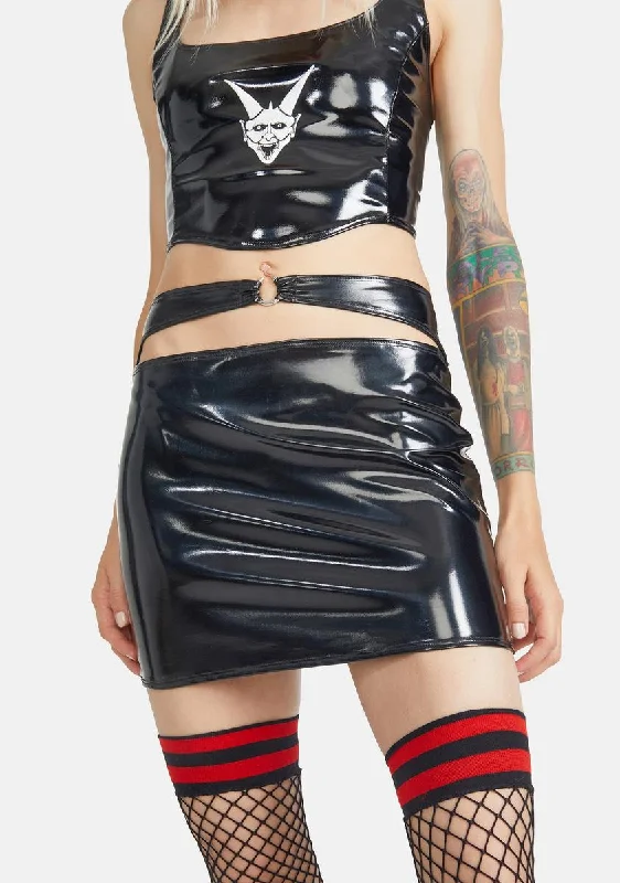 Charming Women's Garments Urban Elegance Deals Pierced Mini Skirt