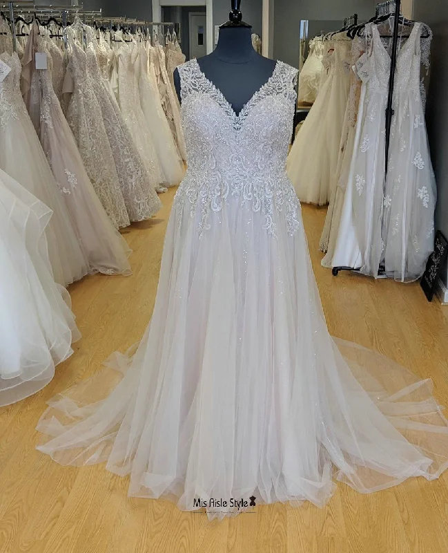 Comfortable Women's Clothing Hot Trends Simple V-neckline Colorful Plus Size Wedding Dress