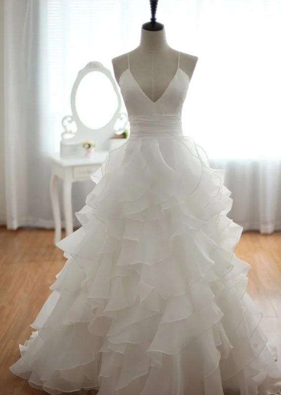 Women's Stylish Professional Garments Unbeatable Deals Sexy Backless Spaghetti Straps Wedding Dress Women's Stylish Professional Garments Unbeatable Deals Sexy Backless Spaghetti Straps Wedding Dress