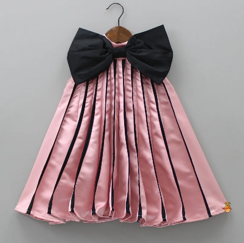 Women's Casual Garments Chic Style, Always In Vogue Charming Pink And Black Stylish Pleated Dress Women's Casual Garments Chic Style, Always In Vogue Charming Pink And Black Stylish Pleated Dress