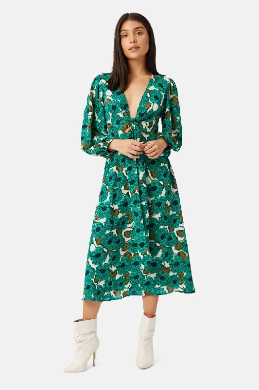 Plus-Size Women's Garments Big Discounts Vintage Voodoo Betsy Dress in Green