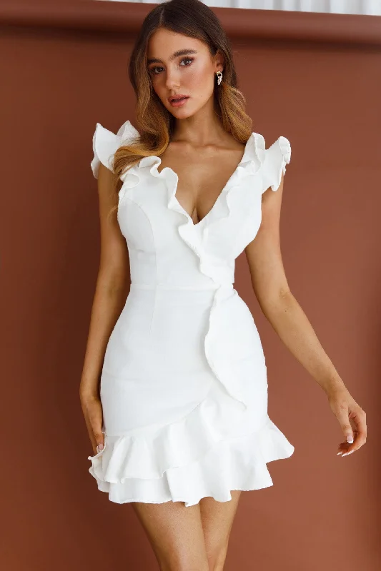 Women's Elegant Formal Outfit Day-To-Night Styles Jojo Ruffle Shoulder Low Back Dress White