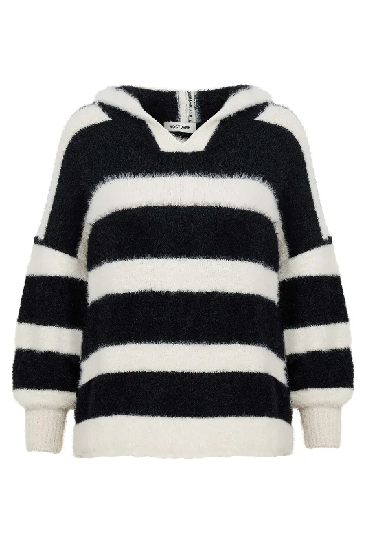 Stylish Women's Garments Must-Have Style Discounts Hooded Oversize Sweater