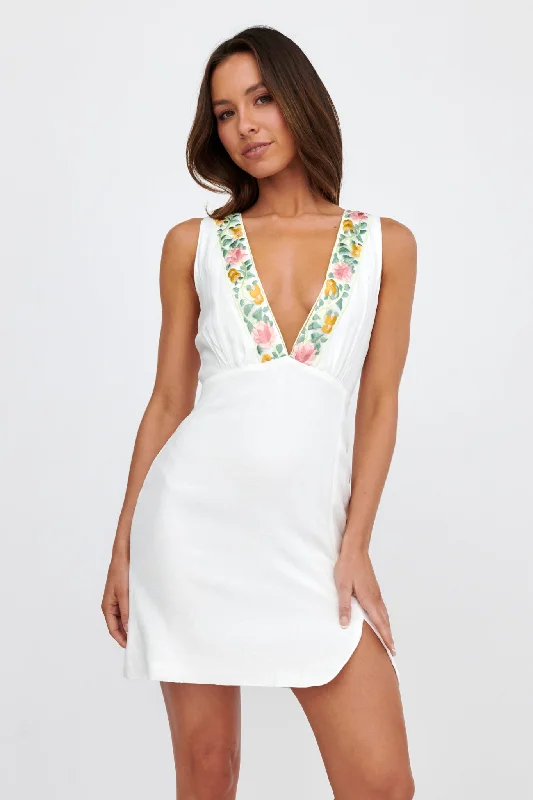 Women's Relaxed Clothes Limited Stock Cozumel V-Neck Embroidered Mini Dress White