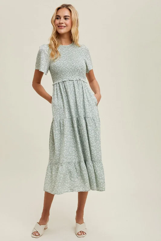 Women's High-Fashion Outfit Effortless Style, Endless Impact Carmen modest midi dress in sage