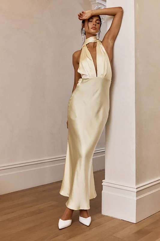 Women's Elegant Garments Relaxed Style Deals Italia Azure Halterneck Maxi Dress Butter
