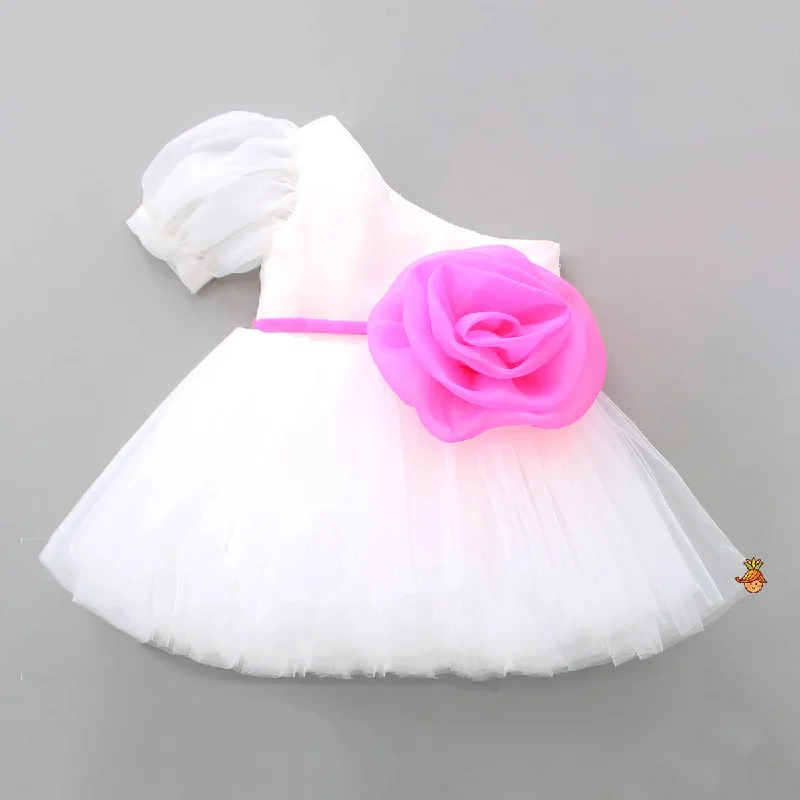 Affordable Fashion Clothing For Women Seasonal Picks One Shoulder Swirled Flower Enhanced Flared White Dress Affordable Fashion Clothing For Women Seasonal Picks One Shoulder Swirled Flower Enhanced Flared White Dress