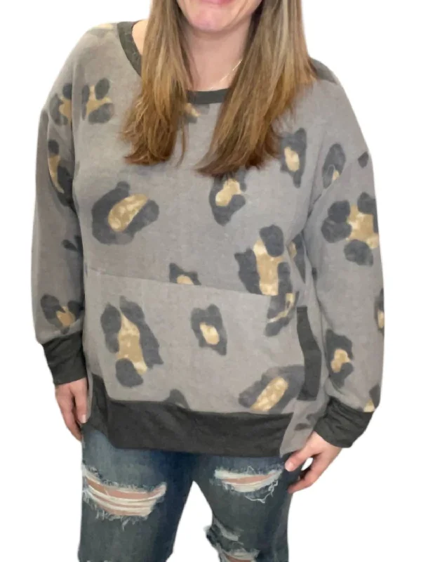 Timeless Women's Outfit Casual Chic Leopard Kangaroo Pocket Sweater In Charcoal