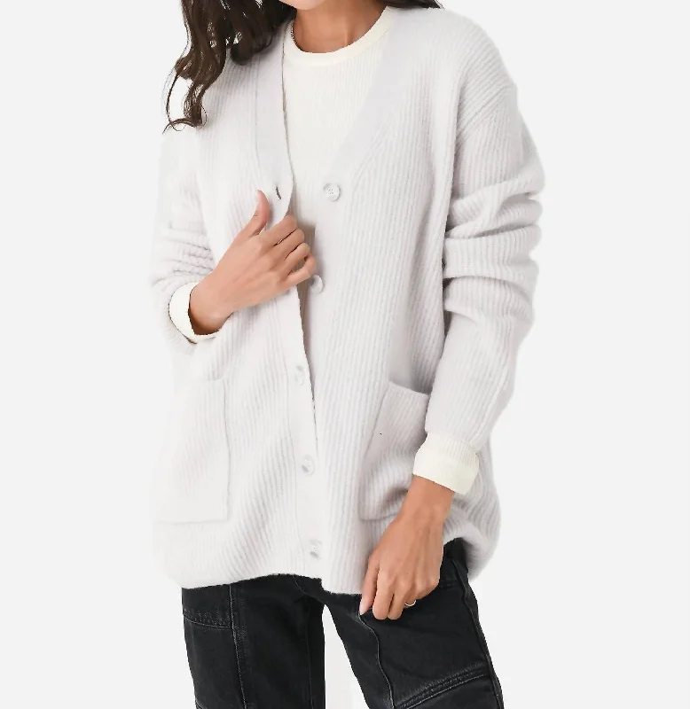 Modern Women's Attire Spring Offer Britt Cardigan In Snow