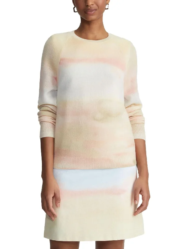 Women's Activewear Outfit Premium Fashion Printed Cashmere Crewneck Sweater In Straw Multi