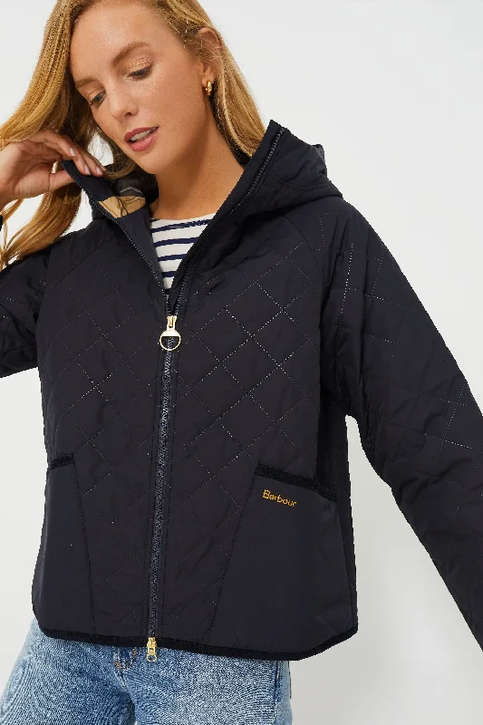 Trendy And Timeless Styles Now At Exclusive Discounts Navy Glamis Quilt