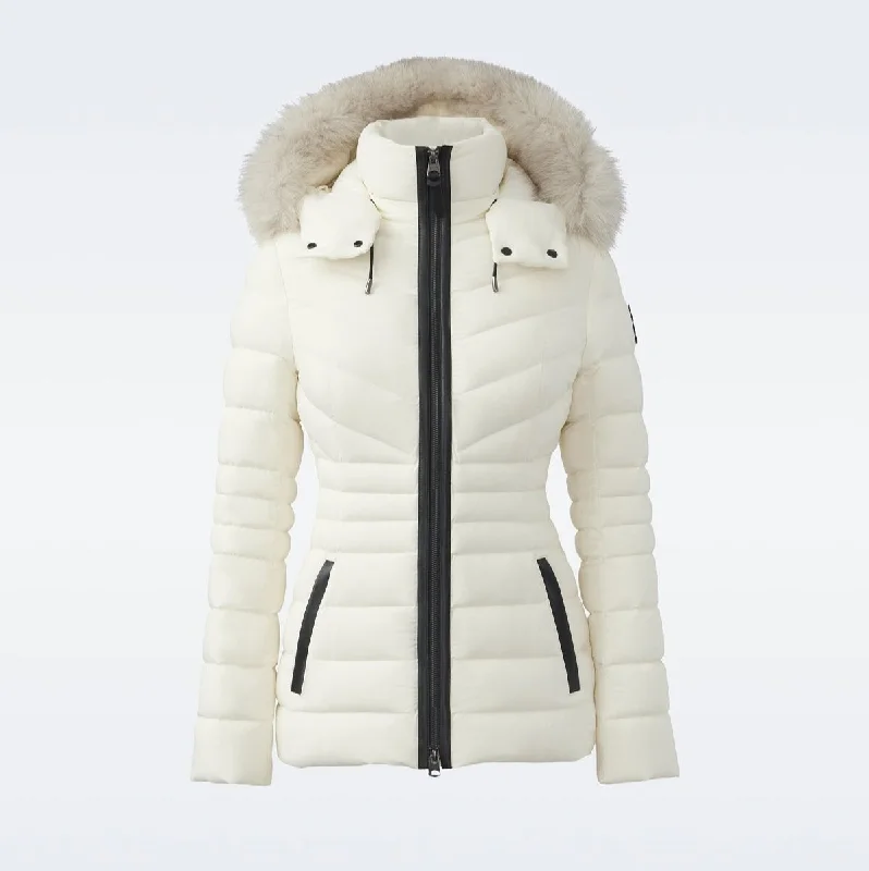 Women's Casual Apparel For Weekends PATSY Agile 360 down jacket Cream