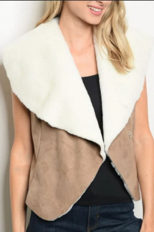 Women's Elegant Formal Outfit Sherpa Crop Jacket In Taupe