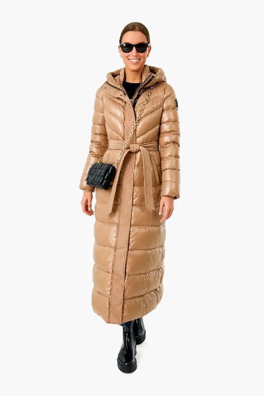 Women's Vacation Outfit Set Camel Calina Down Coat