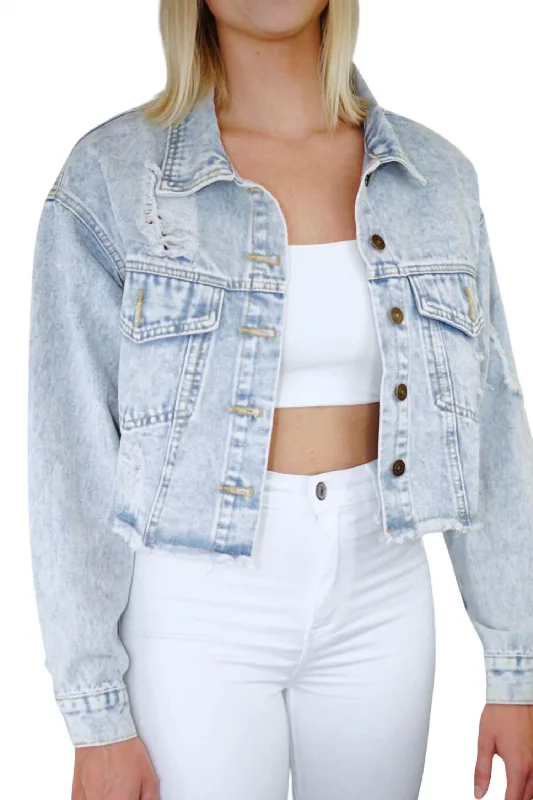 Women's Holiday Apparel Wifey Denim Jacket In Light Wash