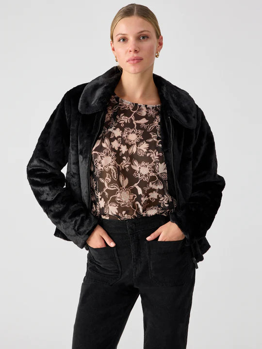 Women's Elegant Outfit Going Out Fur Coat