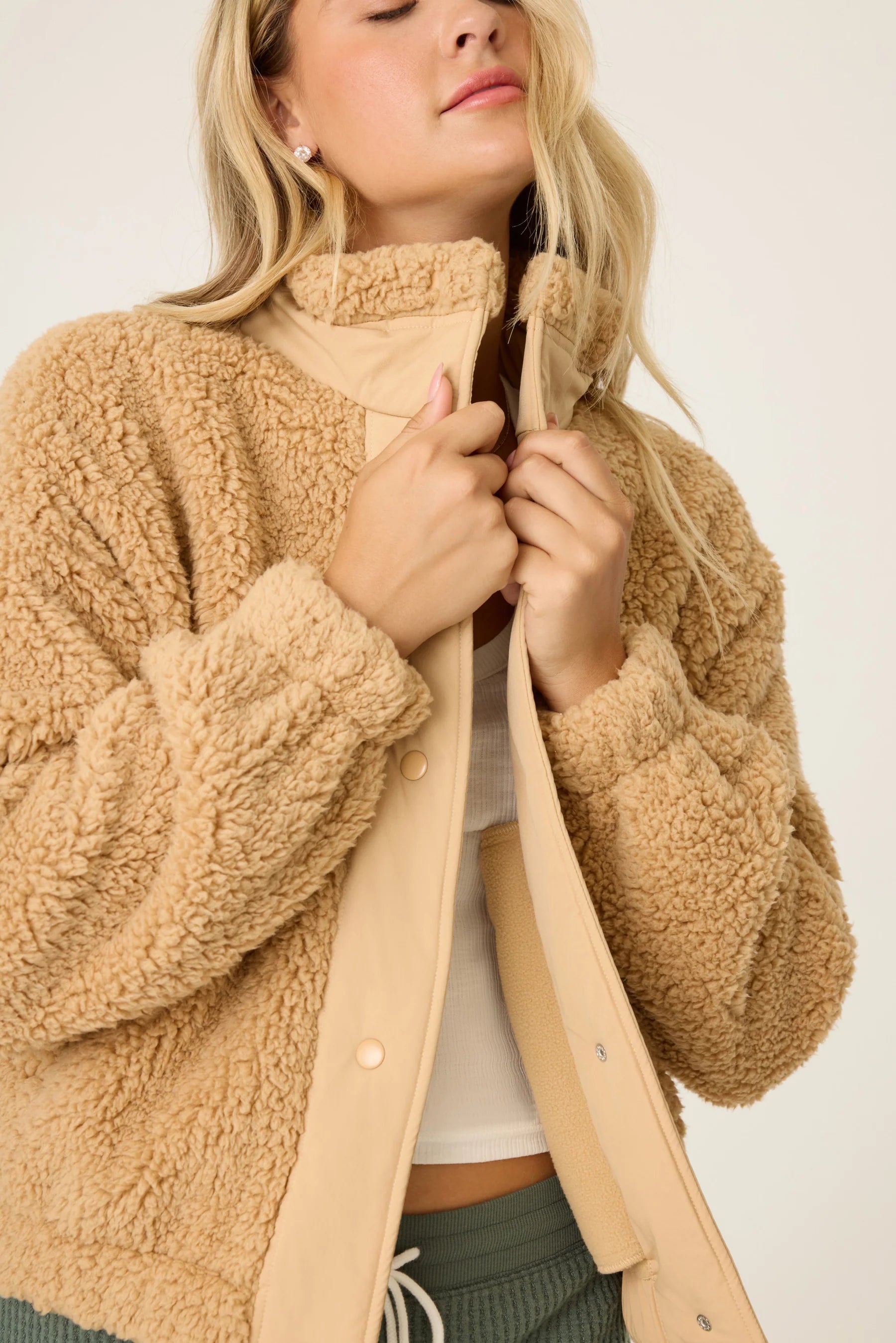 Fashionable Women's Clothes Campfire Cozy Sherpa Jacket