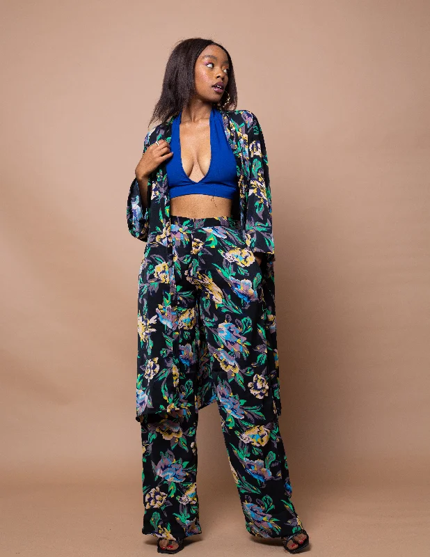 Trendy Outfits At Exclusive Discounts – Don't Miss Out Akunna Long Kimono Jacket | Black and Green Multicoloured Floral print