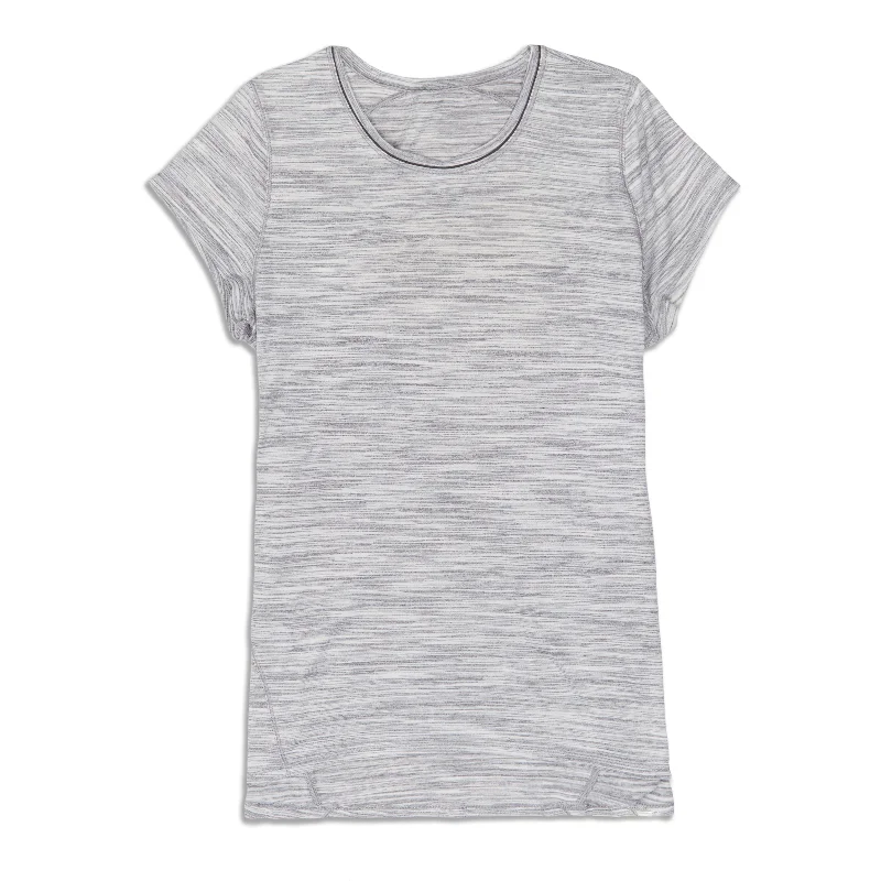 Women's Workout Garments Chic Style, Always In Vogue Another Mile Short Sleeve Shirt - Resale Women's Workout Garments Chic Style, Always In Vogue Another Mile Short Sleeve Shirt - Resale
