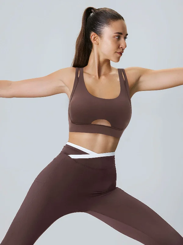 Women's Romantic Outfit Classic Modern Offers Coffee U-shape Cut Out Sports Bra - Medium Support Women's Romantic Outfit Classic Modern Offers Coffee U-shape Cut Out Sports Bra - Medium Support