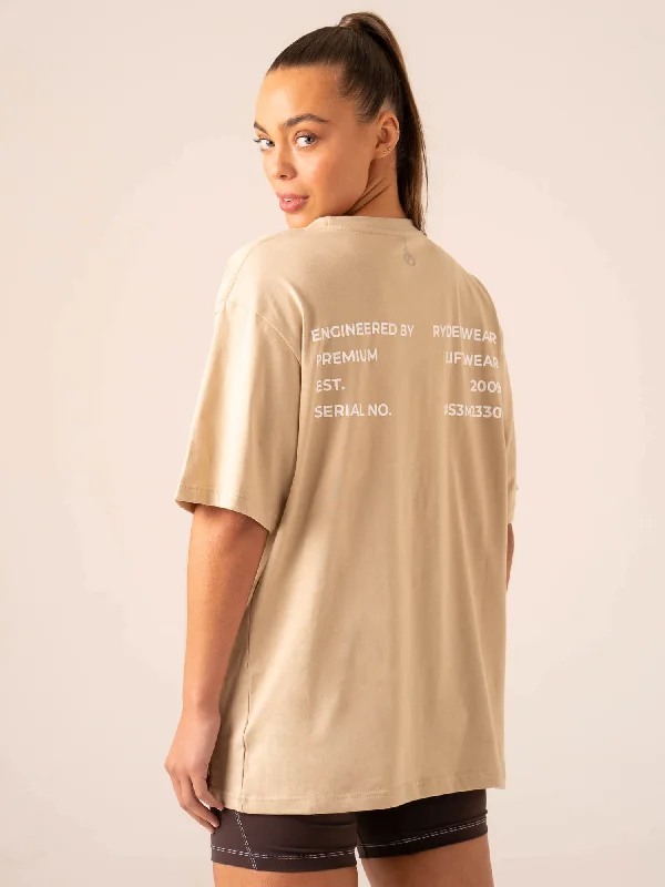 Stylish Women's Attire Affordable Trendy Fashion Industry Oversized T-Shirt - Sandstone