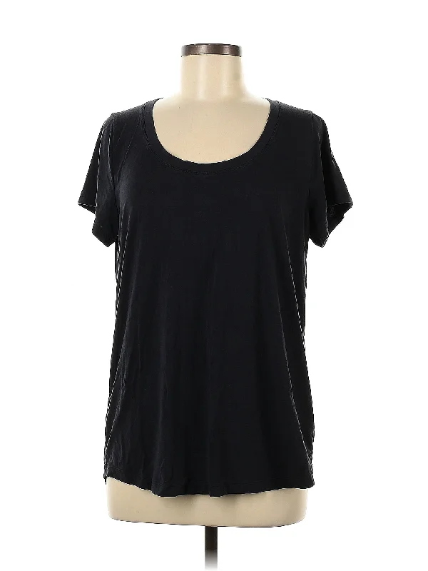 Women's Clothing Apparel Fashion Forward Short Sleeve T Shirt