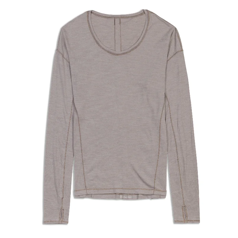 Fashionable Women's Clothes Gift Ideas Sweat Embrace Long Sleeve Shirt - Resale