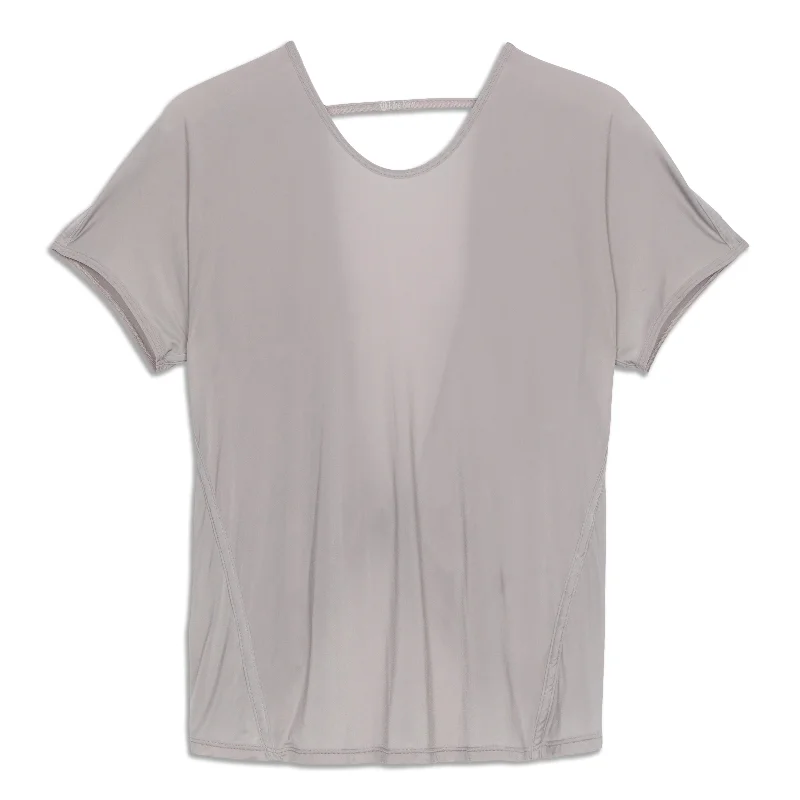 Comfortable Garments For Women Trendy Threads Twist And Train Short Sleeve Shirt - Resale Comfortable Garments For Women Trendy Threads Twist And Train Short Sleeve Shirt - Resale