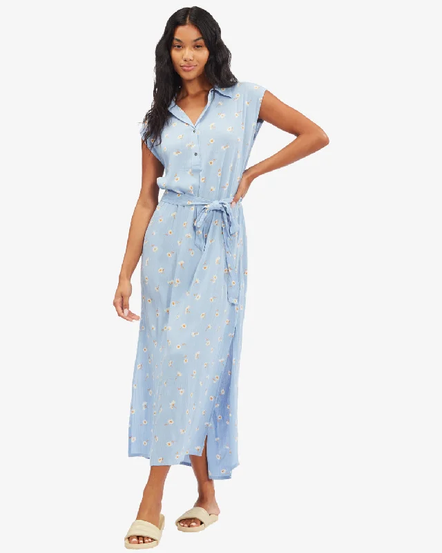 Women's Vintage Attire Fashion Forward, Function First Lovely Ways Woven Dress - Sweet Blue Women's Vintage Attire Fashion Forward, Function First Lovely Ways Woven Dress - Sweet Blue