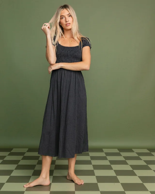 Stylish Women's Apparel Chic Style Discounts Midnight Sky Midi Dress - Black Sands