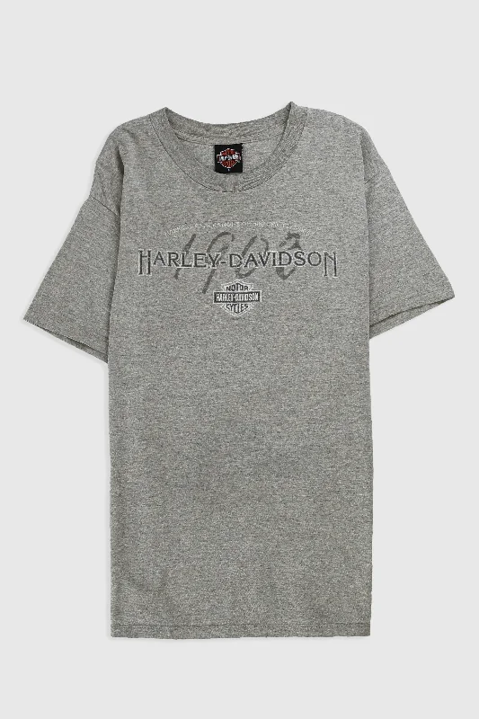 Fashion-Forward Gender-Neutral Outfit Ideas Holiday Attire Sale Vintage Harley Tee