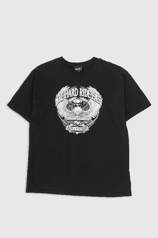Bold And Trendy Gender-Neutral Outfits Chic Trend Collection Vintage Harley Tee
